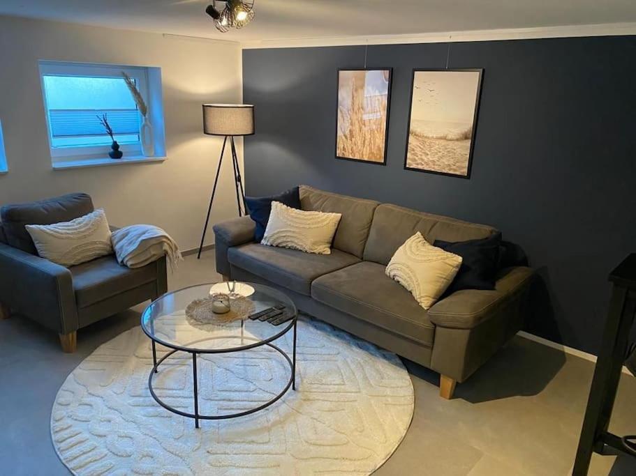 Ferienwohnung Hereinspaziert Wilhelmshaven Esterno foto