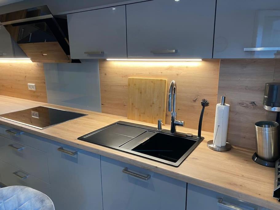 Ferienwohnung Hereinspaziert Wilhelmshaven Esterno foto